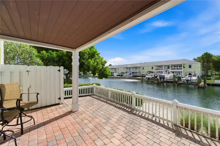 5070 BEACH DR SE #A — photo 2