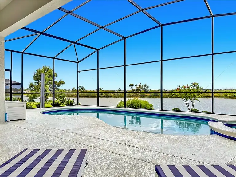 8598 BRIDGEPORT BAY CIR — photo 4
