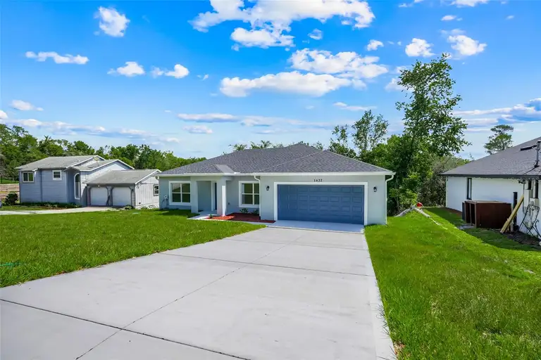 1622 N MERRICK DR — photo 3