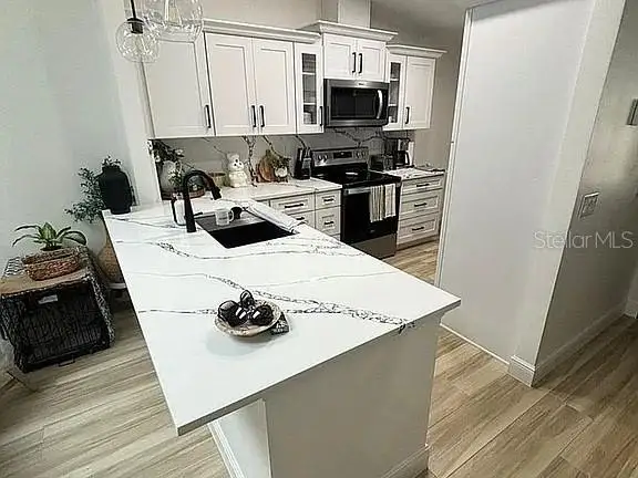 1423A OAK PL — photo 2
