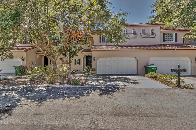 6211 S MACDILL AVE #2
