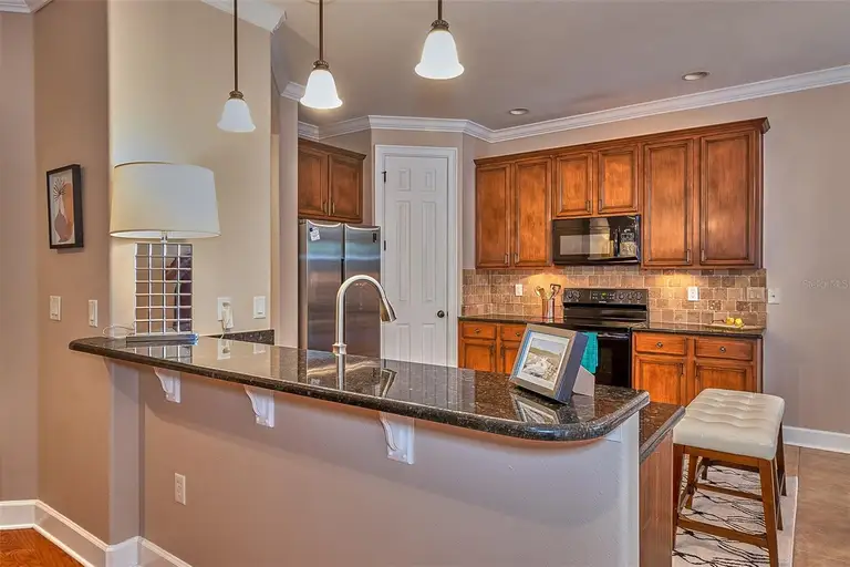 6211 S MACDILL AVE #2 — photo 5