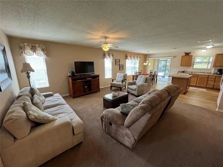 3068 ISLAWILD WAY — photo 3
