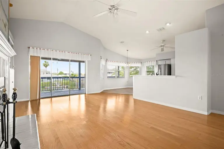 4263 TAHITI DR — photo 5
