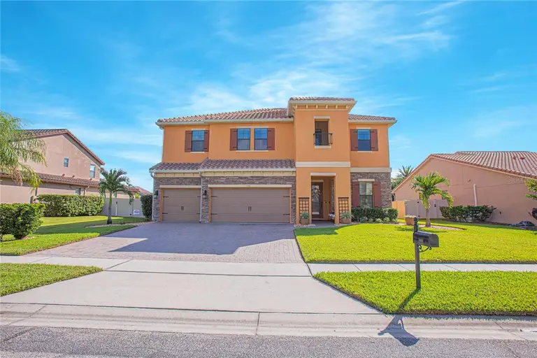 1481 CALM WATERS CT