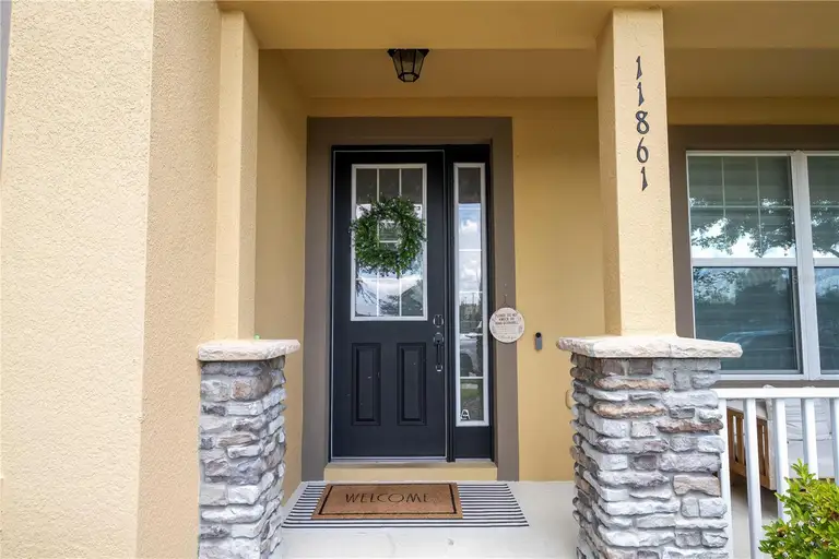 11861 VERMILLION AVE — photo 3
