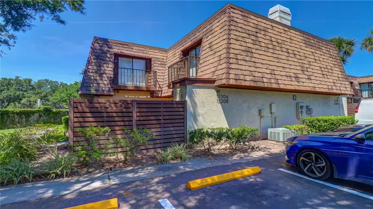 15206 W POND WOODS DR — photo 4