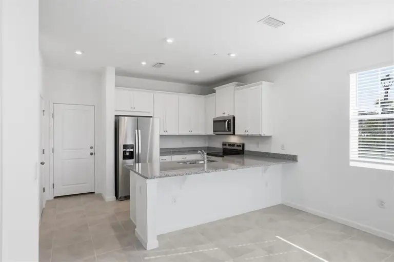 2199 NIGHTSHADE GROVE LN — photo 5