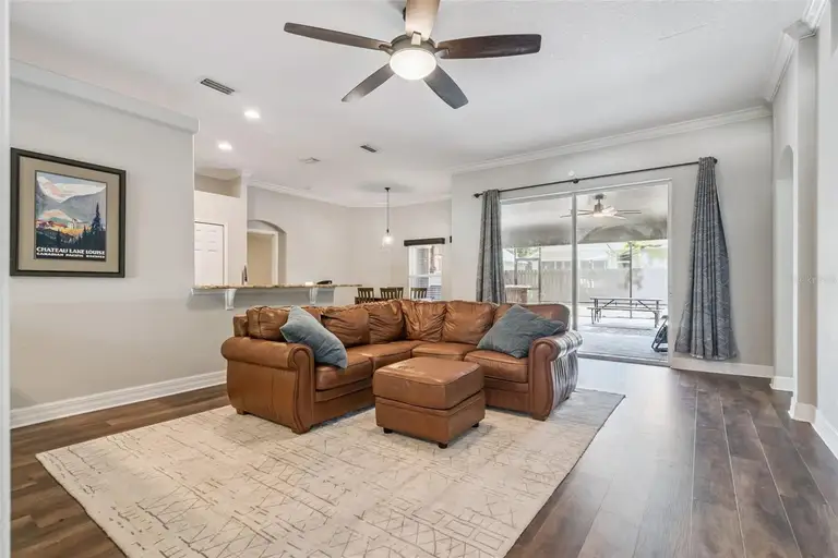 242 BLUE WATER ST — photo 3