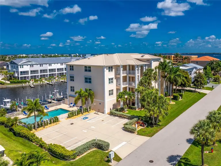 268 LEWIS CIR #143