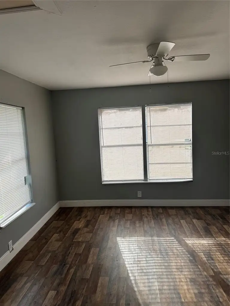 7001 COLUMBIA DR — photo 5