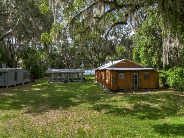 1847 STATE ROAD 20 — photo 2