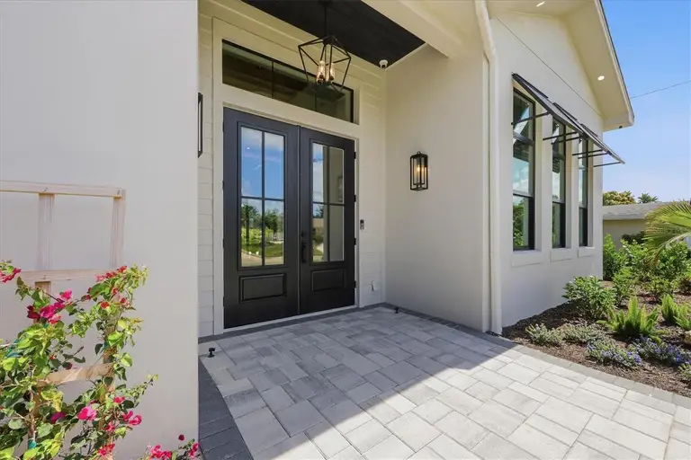 2531 WISTERIA ST — photo 4