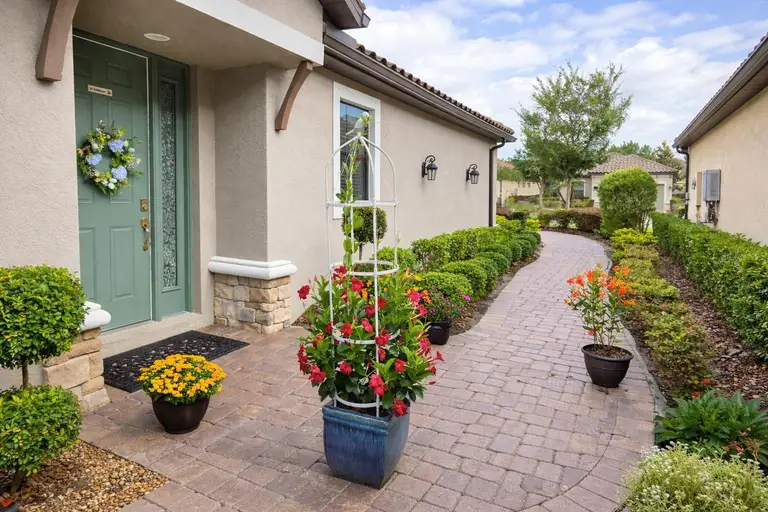 8412 ALBERATA VISTA DR — photo 2
