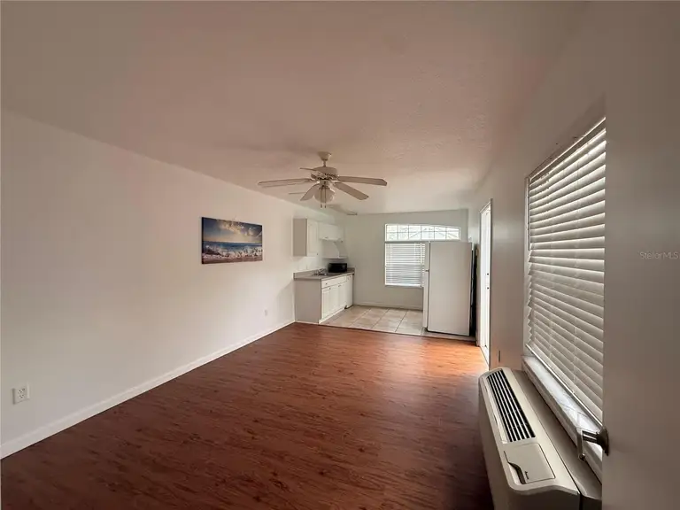 527 CARIBBEAN DR #B — photo 5