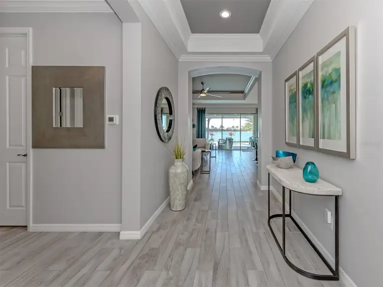 160 MARAVIYA BLVD — photo 5