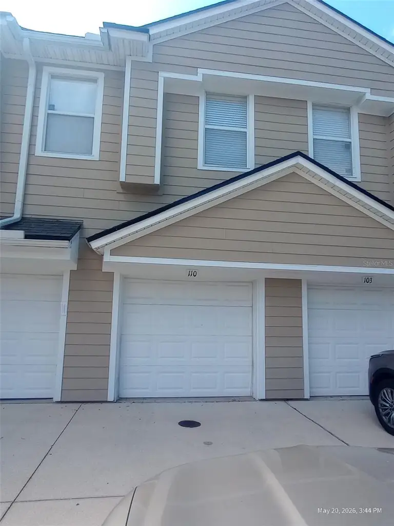 7064 DEER LODGE CIR #110