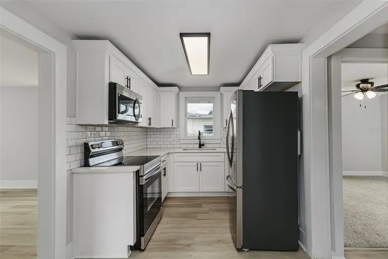 340 WEAVER AVE — photo 4