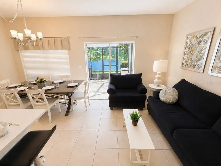 2379 CARAVELLE CIR — photo 2