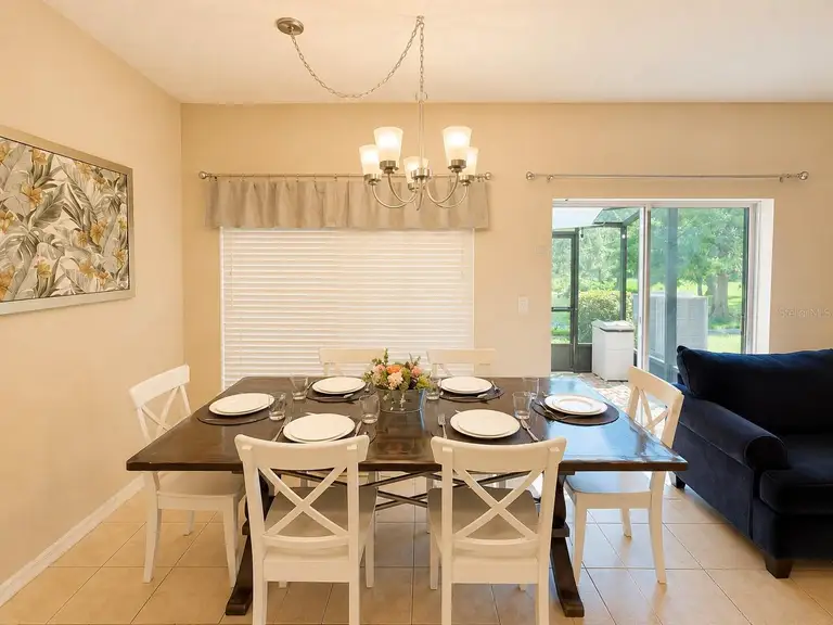 2379 CARAVELLE CIR — photo 5