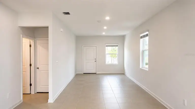 6069 ZEN WAY — photo 3