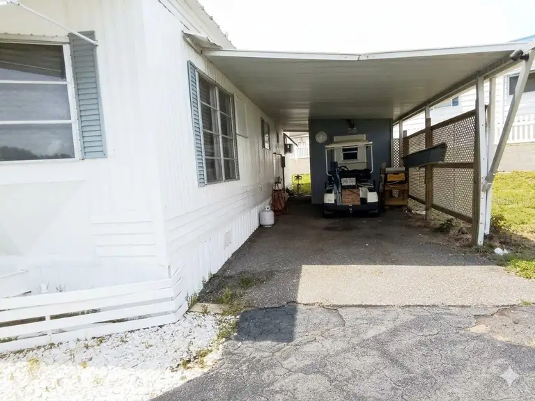 903 MARK RD — photo 3