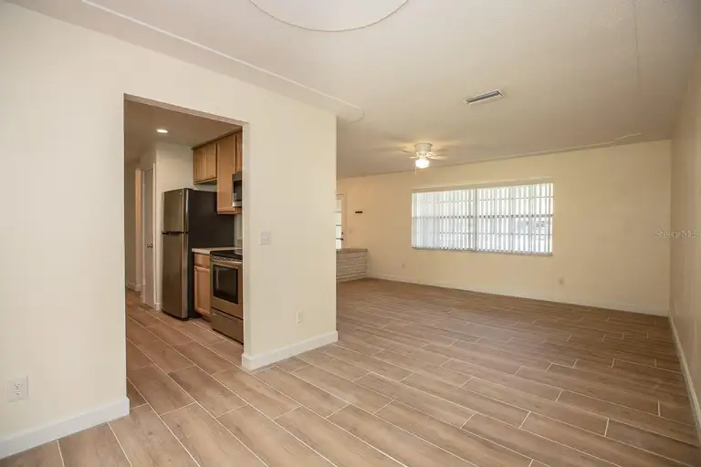 2242 KING JOHNS CT — photo 3