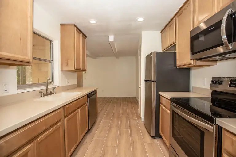 2242 KING JOHNS CT — photo 4