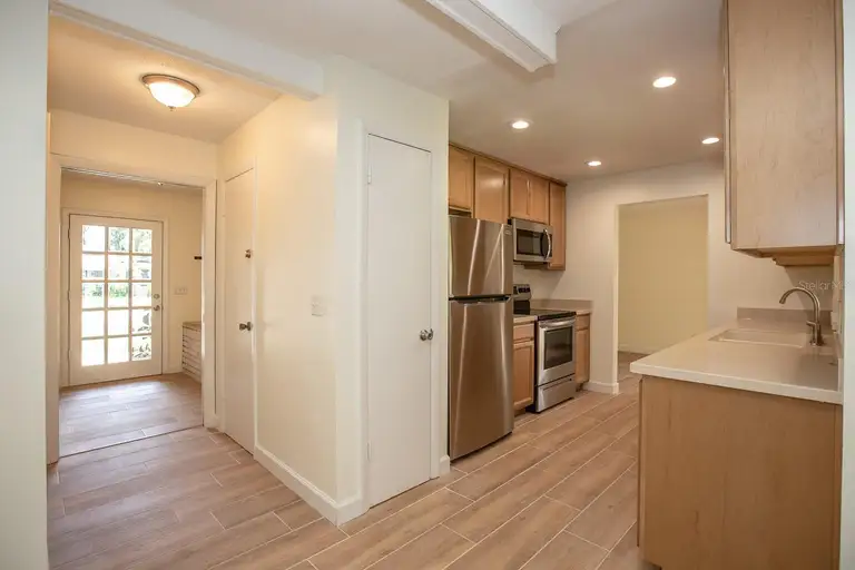 2242 KING JOHNS CT — photo 5