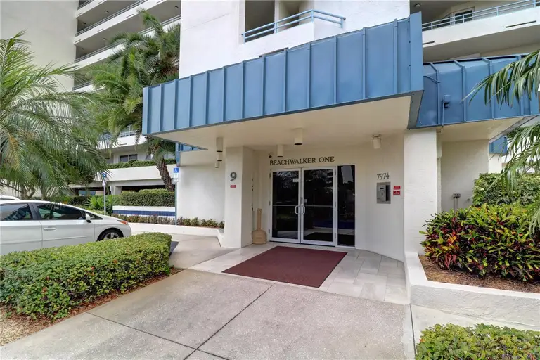 7974 SAILBOAT KEY BLVD S #701 — photo 2