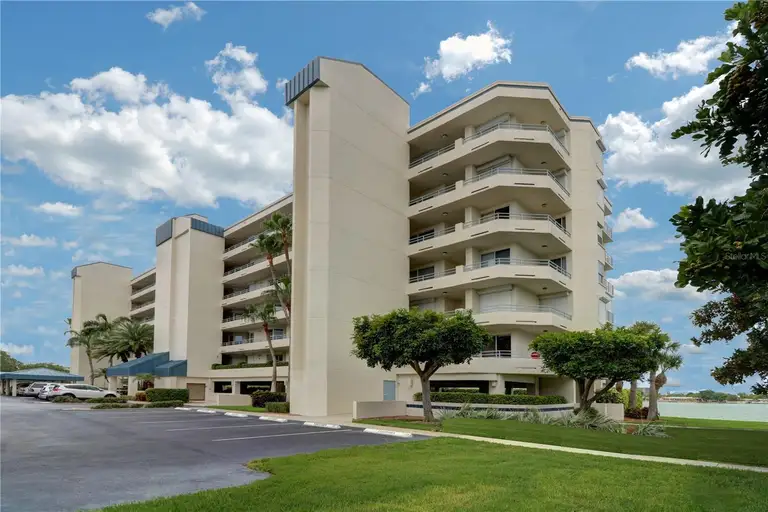 7974 SAILBOAT KEY BLVD S #701 — photo 4