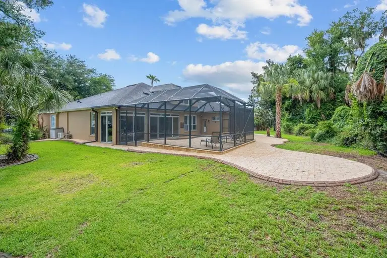 6122 KESTRELPARK DR — photo 4