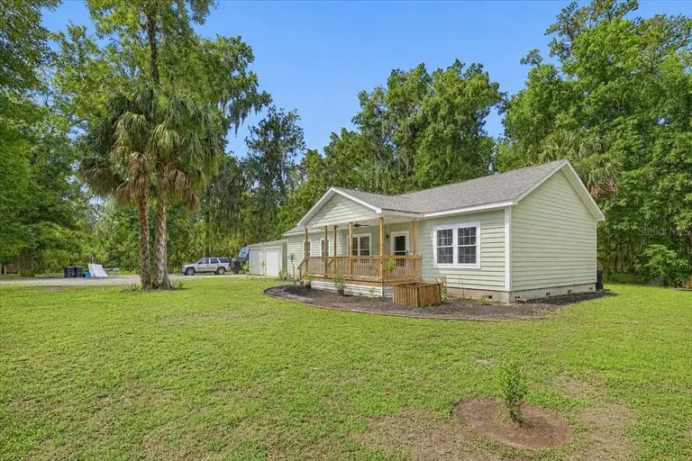 105 TROUPE RD — photo 2