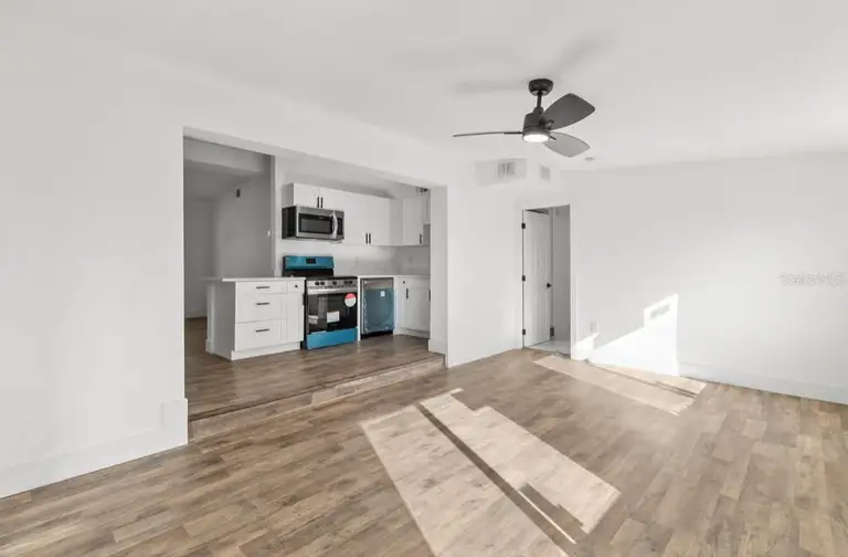2360 EDNOR ST — photo 3