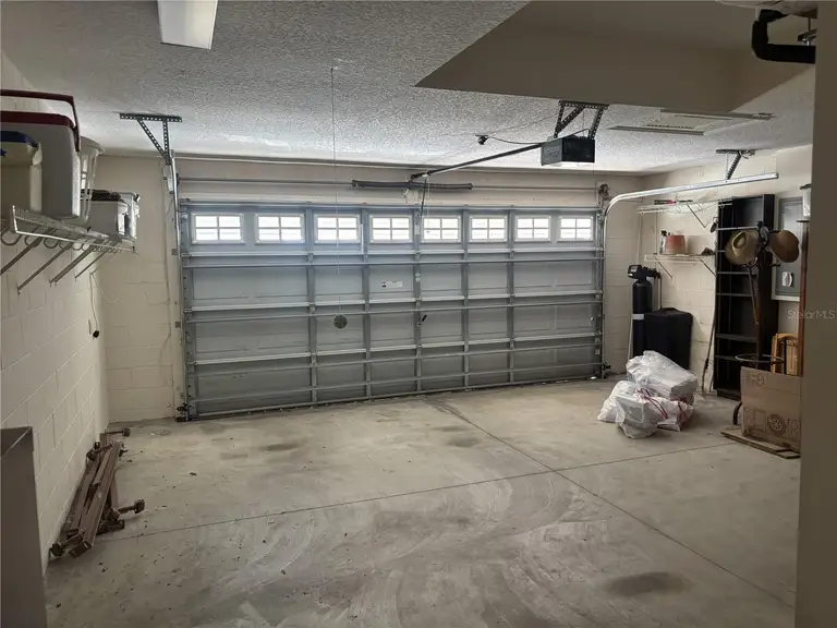 420 GLEN ARBOR LN — photo 3