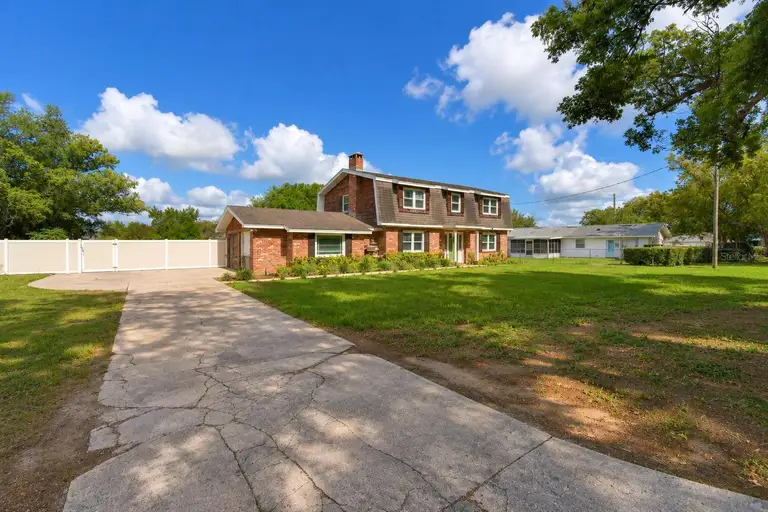 215 S ILAKEE AVE — photo 2