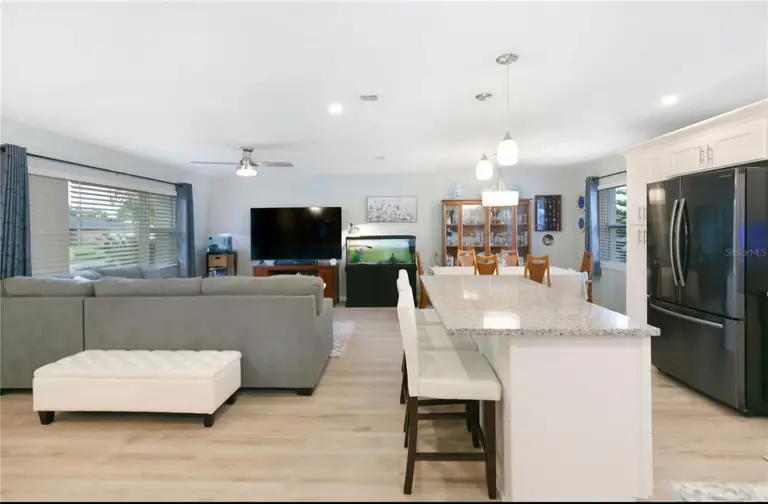 1850 ASTER DR — photo 5