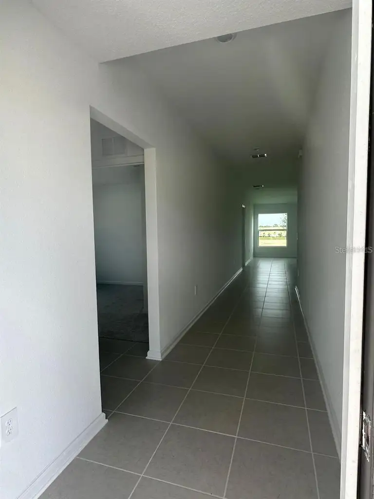 2366 MCKINLEY DR — photo 3