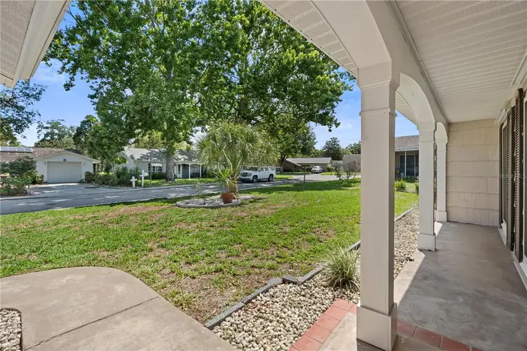 8702 POWDERHORN ROW — photo 4