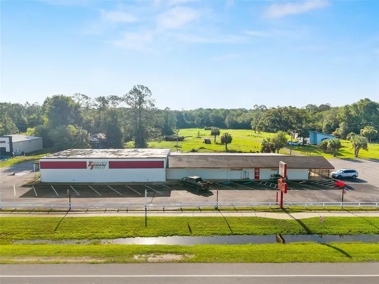 17313 NE US HWY 301 — photo 2
