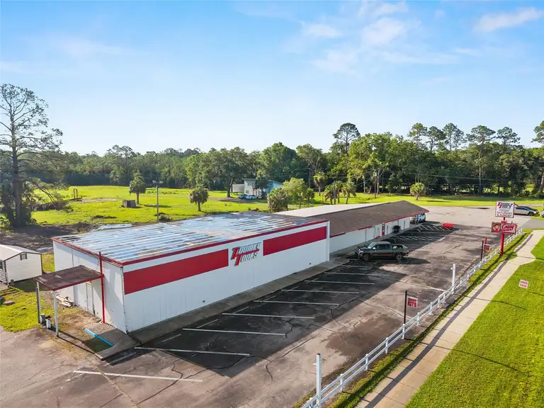 17313 NE US HWY 301 — photo 3