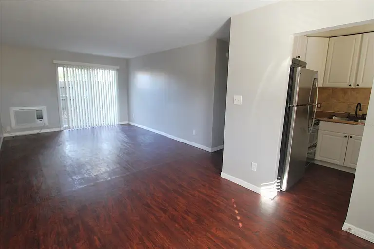 3001 BEE RIDGE RD #112 — photo 2
