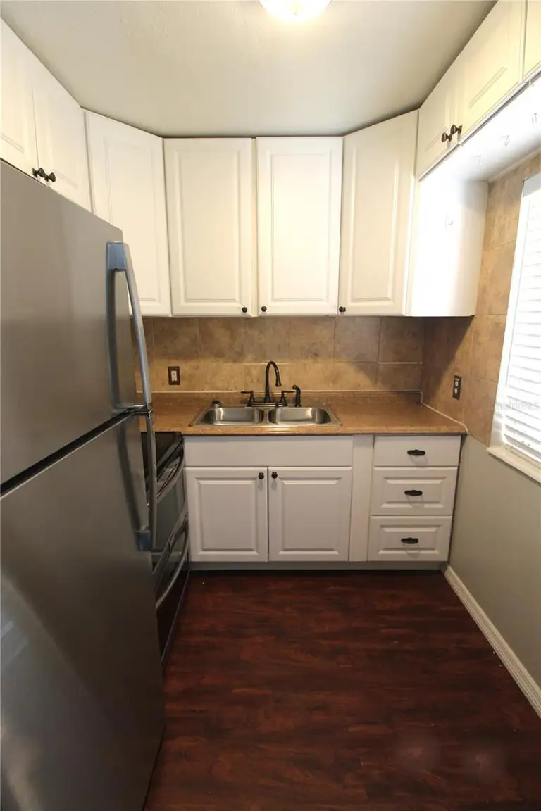 3001 BEE RIDGE RD #112 — photo 3
