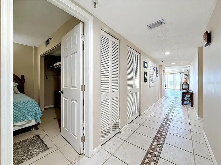 18400 GULF BLVD #1108 — photo 4