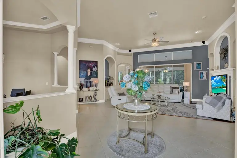 9234 GRAND CYPRESS DR — photo 4