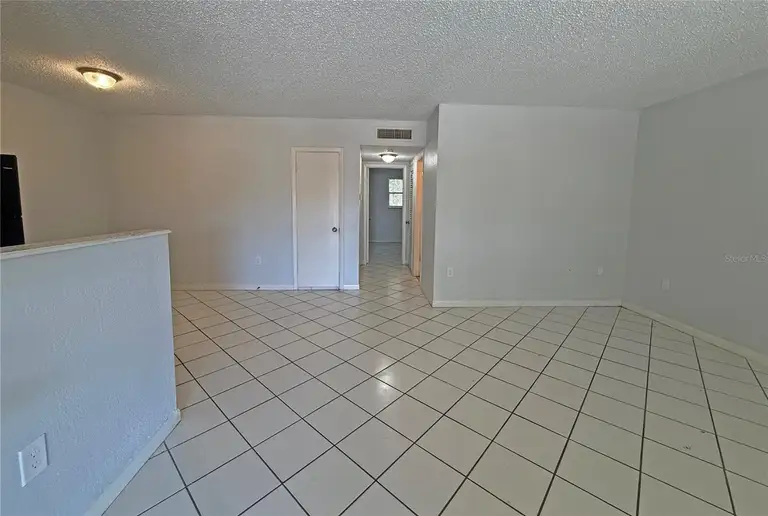 2 N FERNWOOD AVE #14 — photo 5