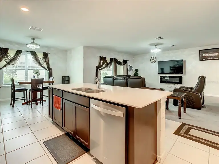 30344 MARQUETTE AVE — photo 4