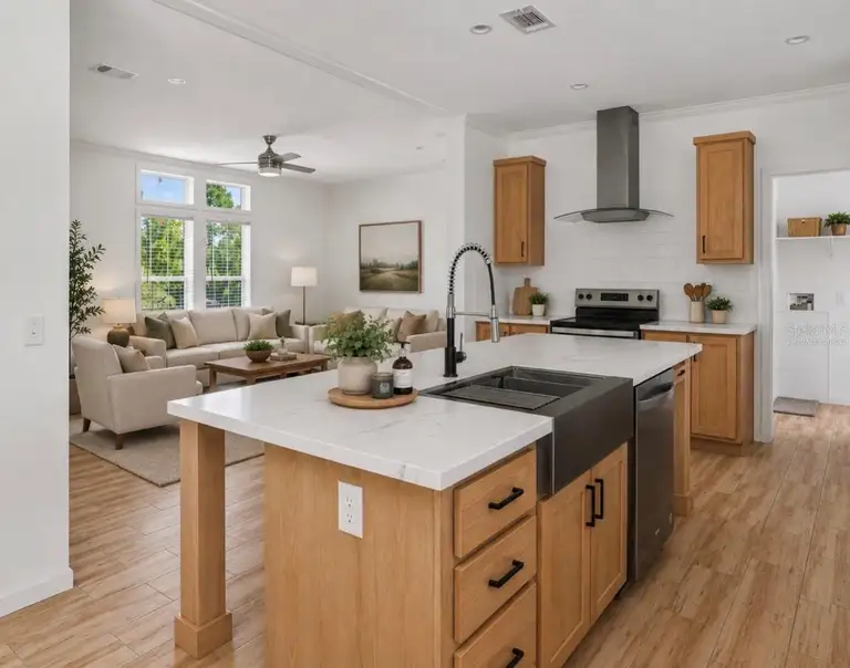 8388 DALEWOOD DR — photo 3
