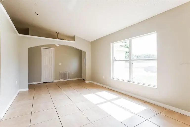 2807 ARBOUR TRAIL CT — photo 3