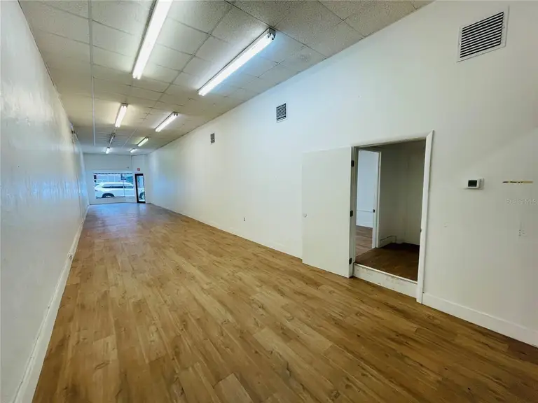 109 BROADWAY — photo 4